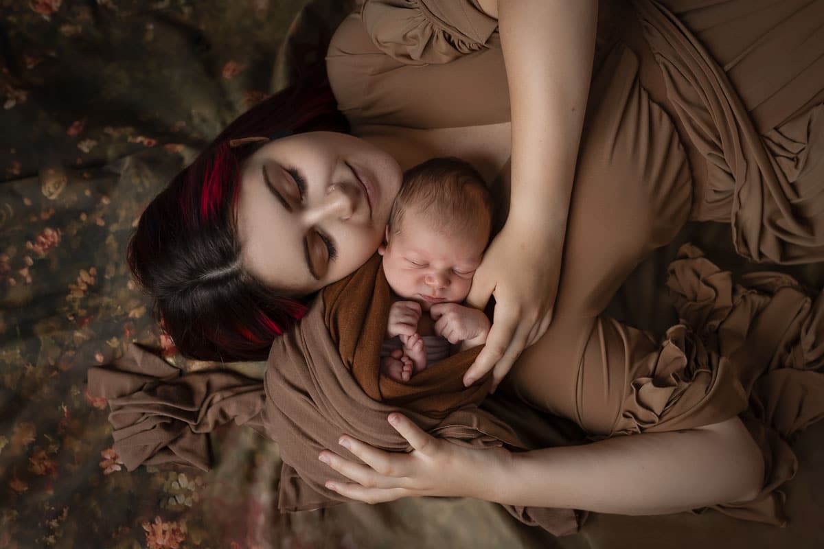 Mama-Newborn-Shooting-Fotoliesl